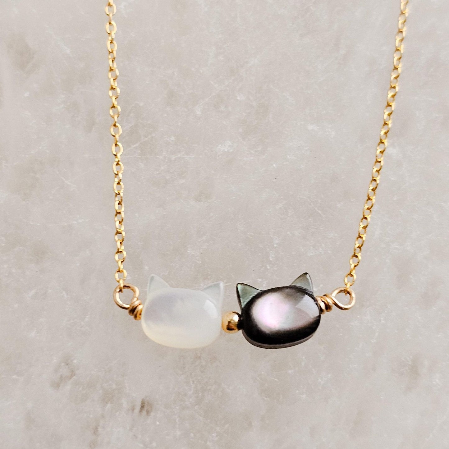 Miaura™ | Cat Shaped Gemstone Necklace