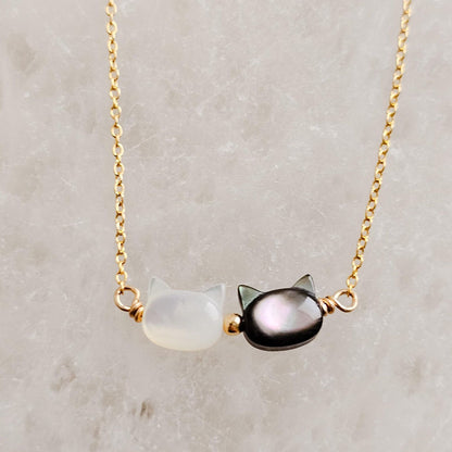 Miaura™ | Cat Shaped Gemstone Necklace