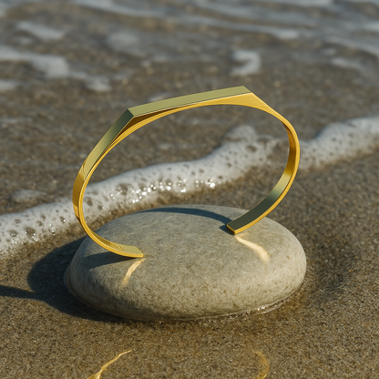 Celestia | Gold Line Bracelet