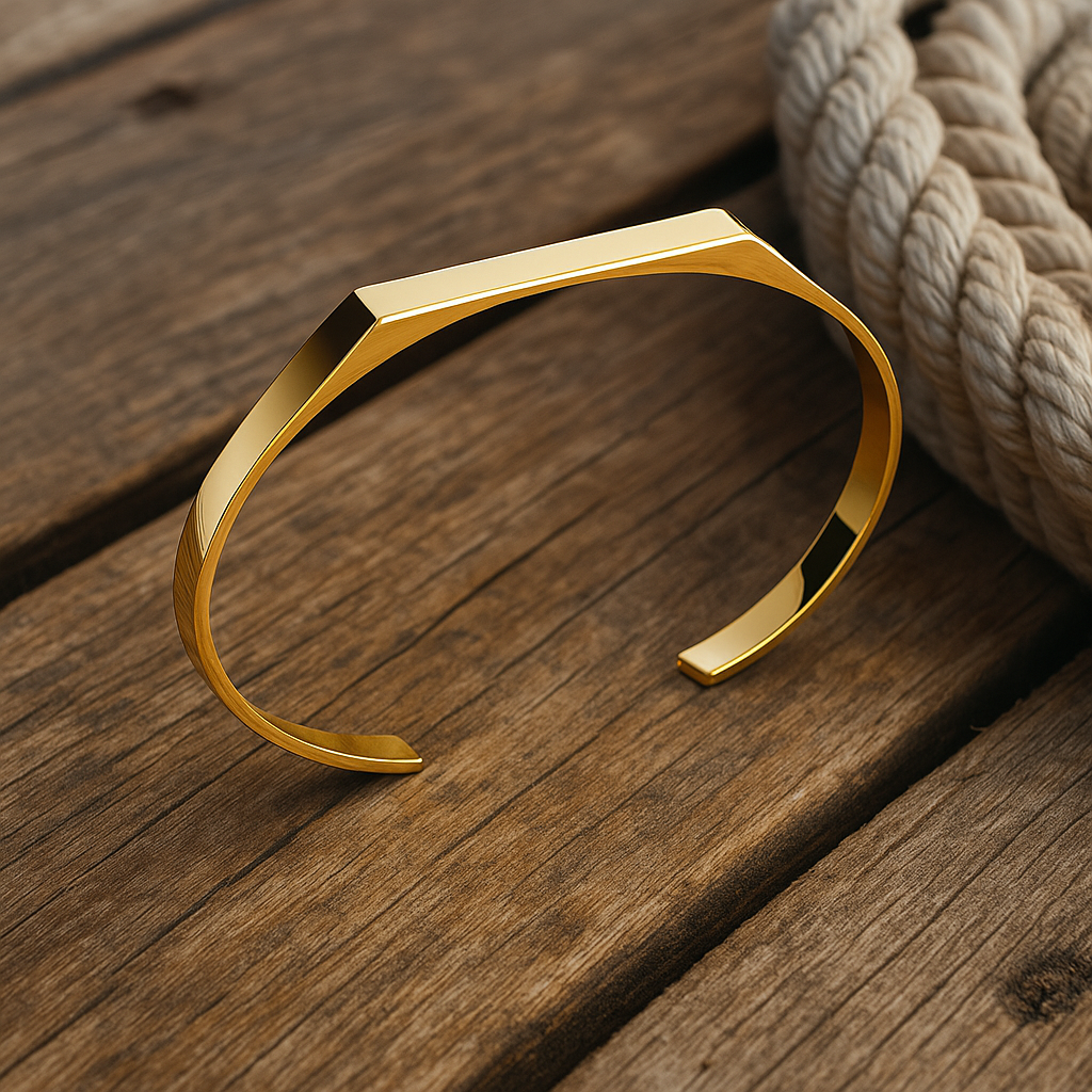 Celestia | Gold Line Bracelet